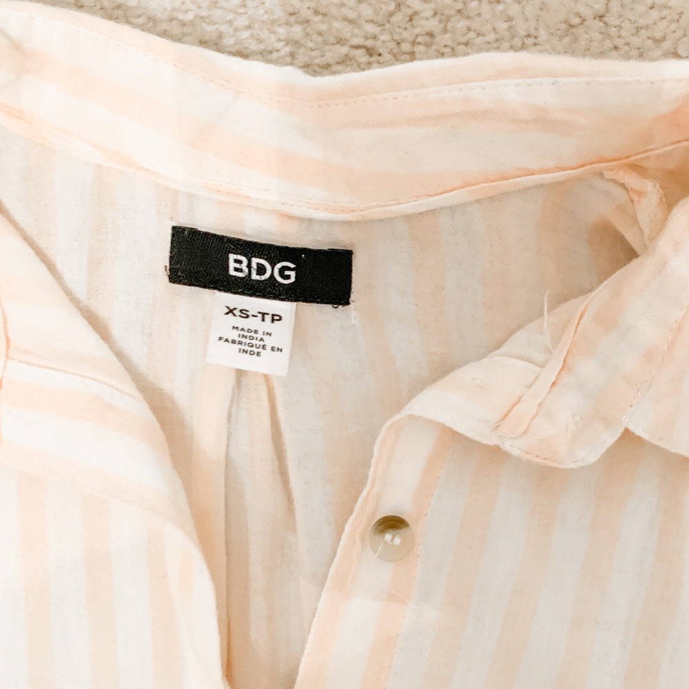 button down - Picture 3 of 3